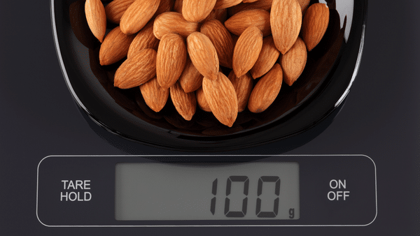 almonds how much protein can your body absorb in one day