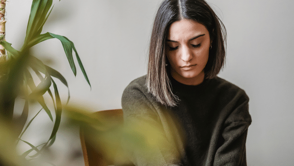 Sitting in quiet space How to Practice Mindfulness